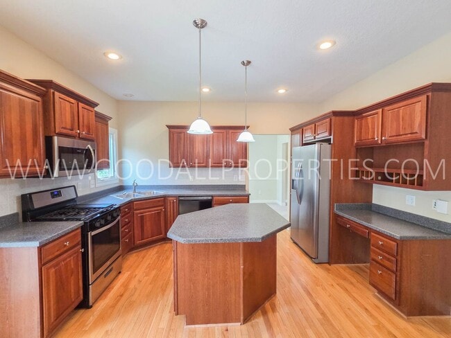 Photo - 14405 Clearview Ln