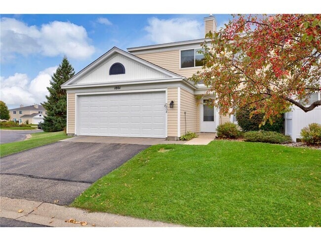 Building Photo - 1801 Southcross Dr W Rental