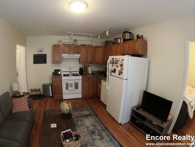 Photo - 1630 Commonwealth Ave