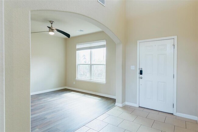Photo - 7993 Arezzo Dr