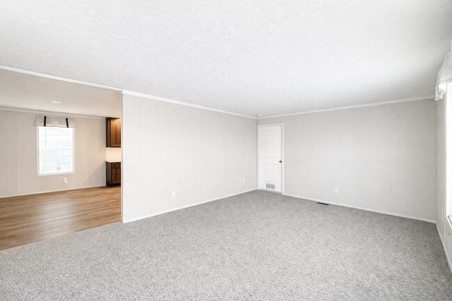 Photo - 29652 Cambridge Ct