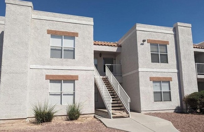 Bright spacious condo near Sunrise Mountain - Bright spacious condo near Sunrise Mountain Unidad 2030