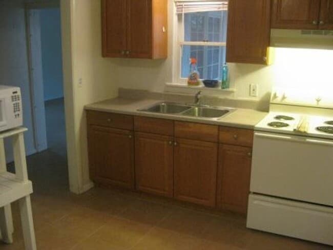 Beautiful Home - Great Location - 1bed - A/C - Beautiful Home - Great Location - 1bed - A/C