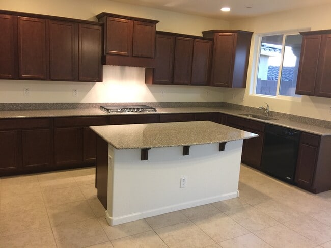 Photo - 13727 W Linanthus Rd