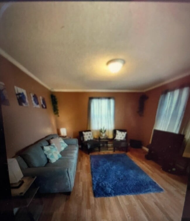 Photo - 101 Virginia St