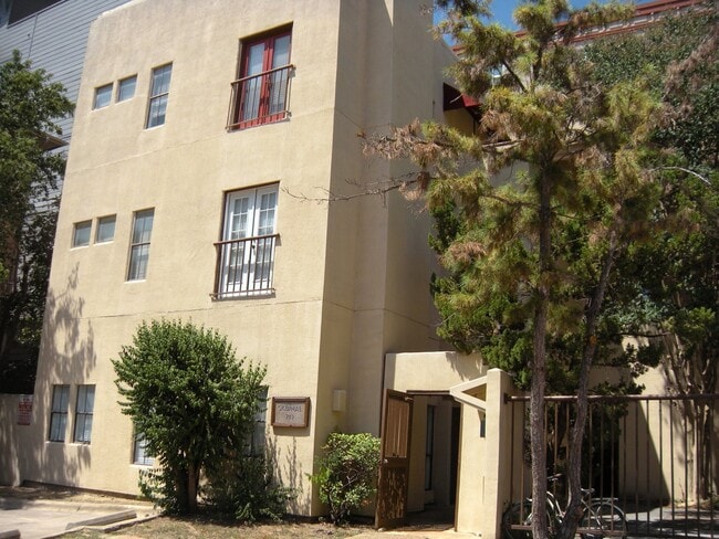 K241 - Sabinal #301 - K241 - Sabinal #301 Apartment Unit 301