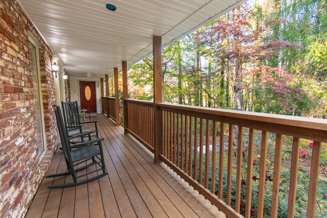 Entrada - 4747 Knollwood Dr NW Unidad 4747a Knollwood Drive