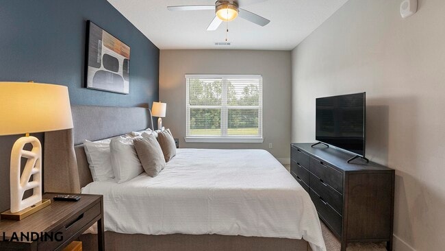 Building Photo - 8511 Myslak Wy Unit 8501-105