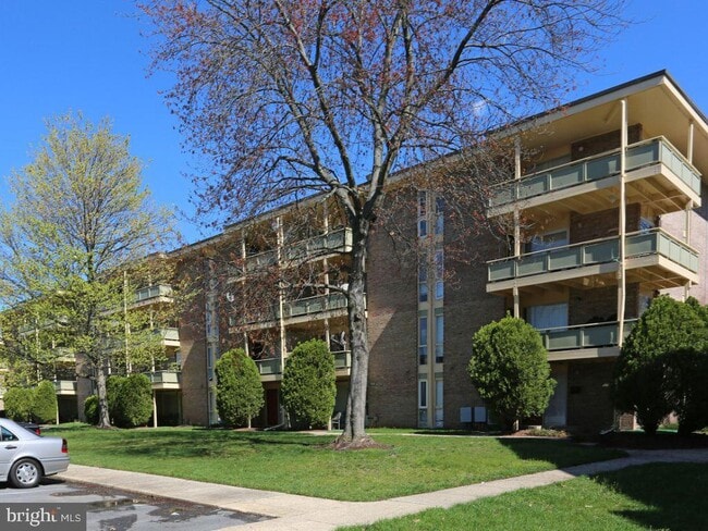 Photo - 7210 Donnell Pl Unit D3