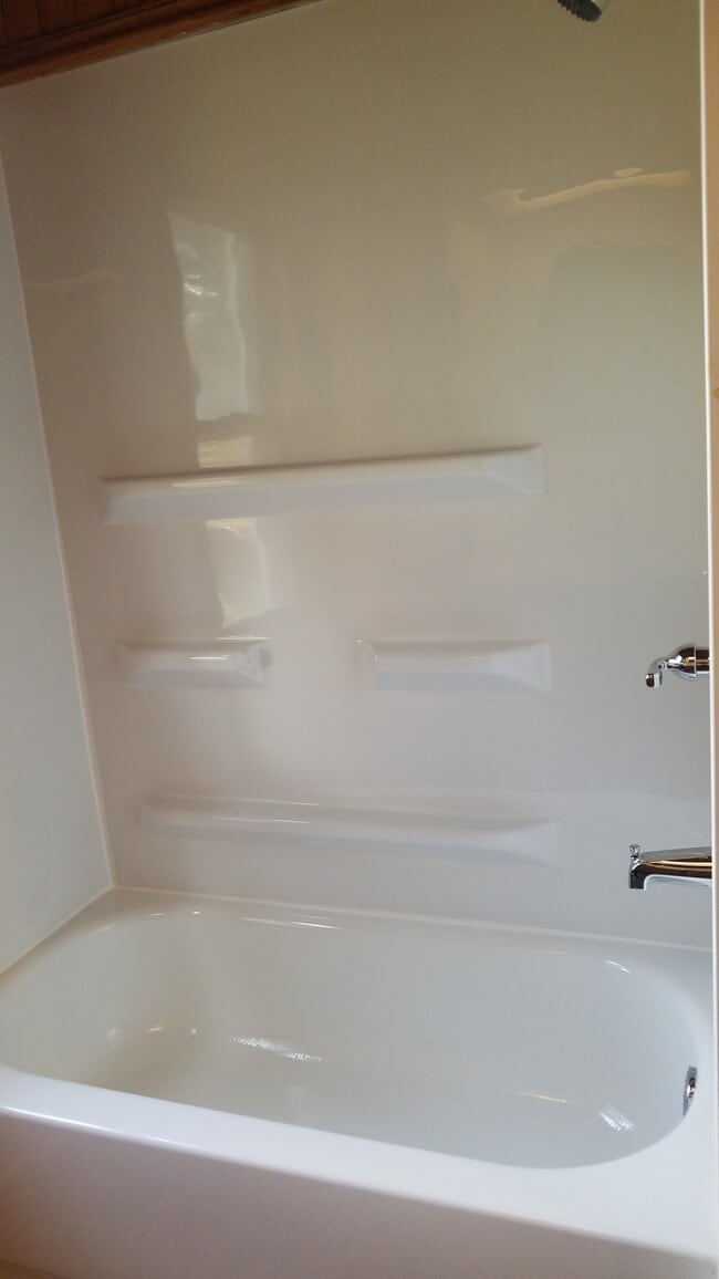 Photo - 307 W 7th St