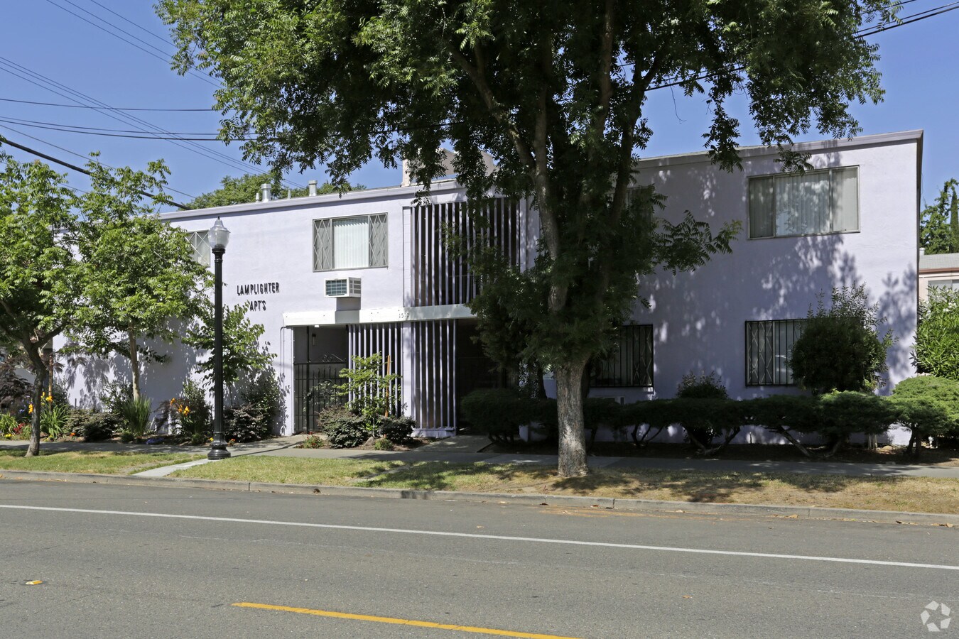 Photo - Lamplighter Apartments