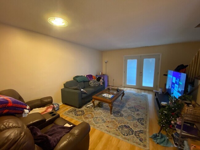 Photo - 1108 Tiger Blvd