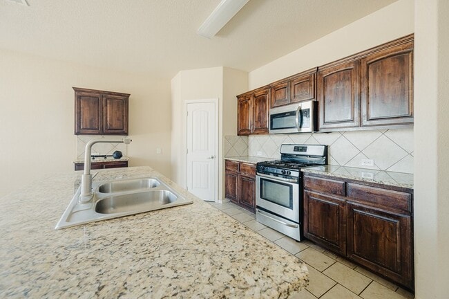 Photo - 6919 Kate Reed Dr