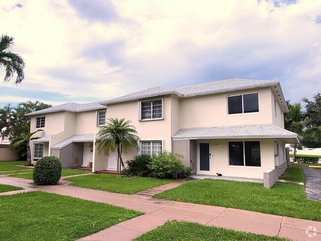 Building Photo - 19352 SW 103rd Ct Rental