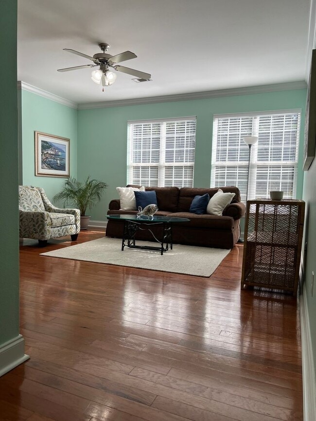 Photo - 1703 Highpointe