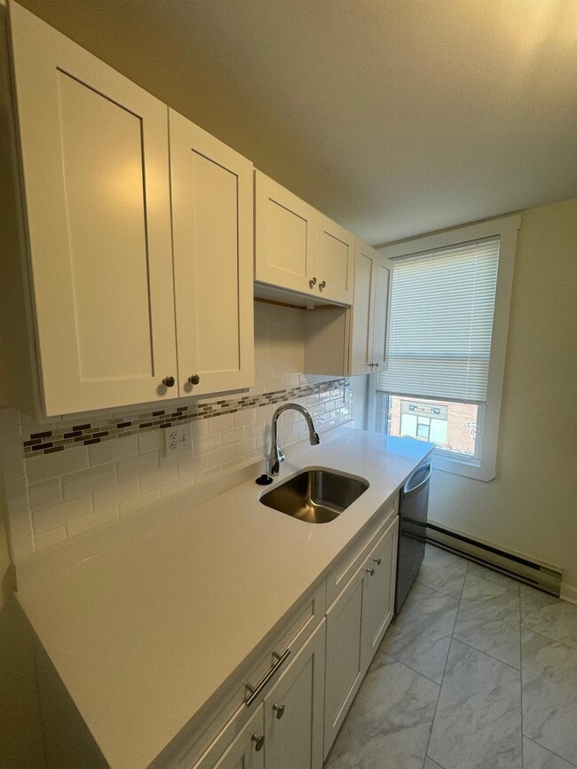 Photo - 37 Davis Square Unit 9