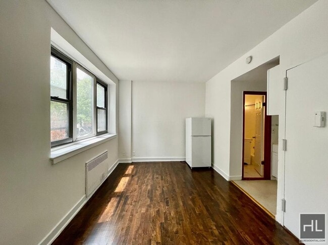 EAST 61 STREET