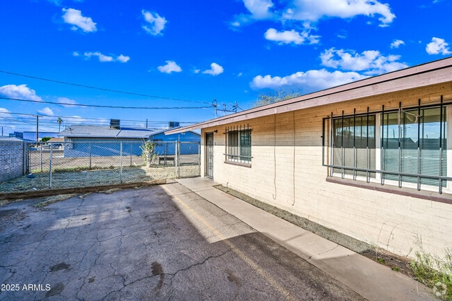 Building Photo - 1908 E Broadway Rd Unit 1 Rental