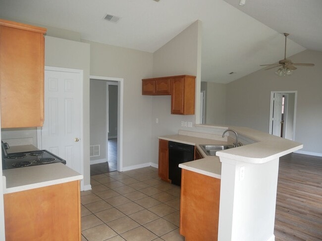 Photo - 1765 Madison Cove E