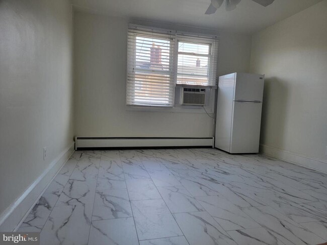 Photo - 226 Long Ln Apartamento Unidad D