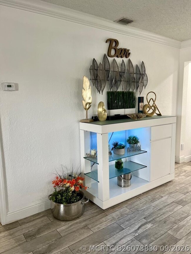 Photo - 1492 Scottsdale Rd N