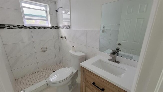 Photo - 1604 NW 24th Ct