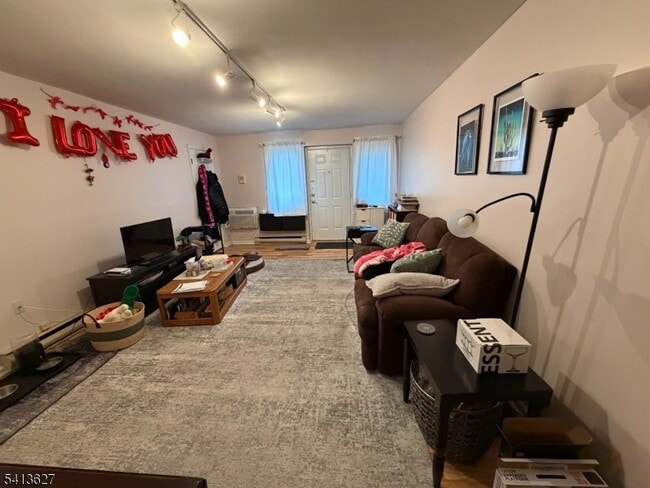 Photo - 520 Turnpike C111 Tpke