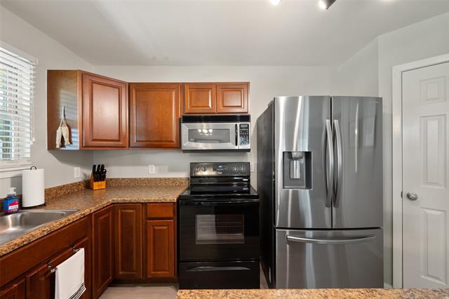 Photo - 222 Knights Cir