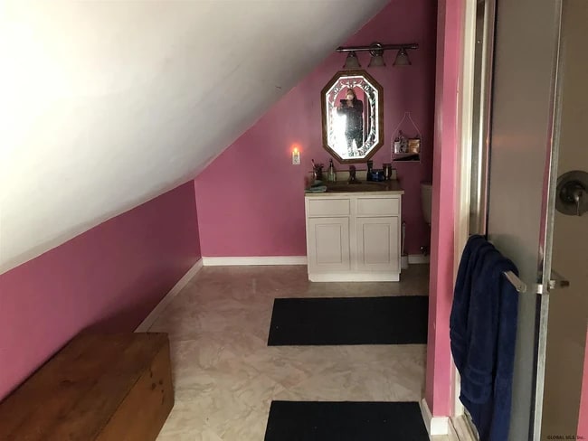 Photo - 17 Potter Ave Unidad #2