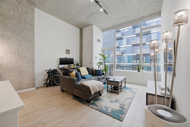 Photo - 1345 S Wabash Ave Unidad 1607