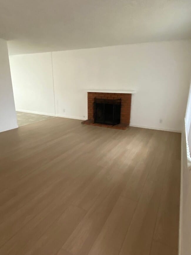 Photo - Available NOW - Cute 3 Bed 2 bath home in ...