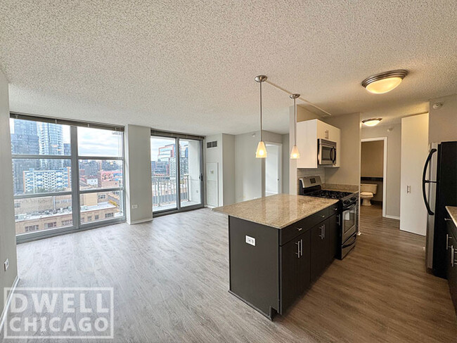 Building Photo - 110 N Jefferson St Rental
