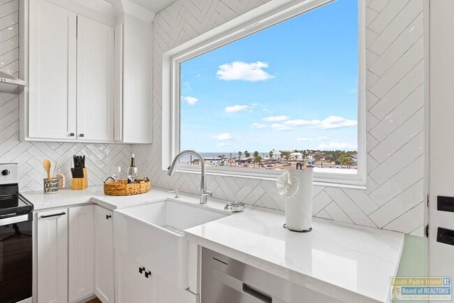 Photo - 111 W Sunny Isle Dr Unit 402