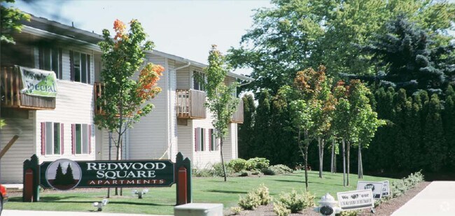Photo - Redwood Square