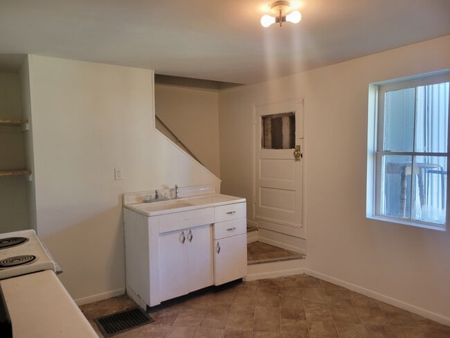 Photo - 59 Pearl St Unit #1