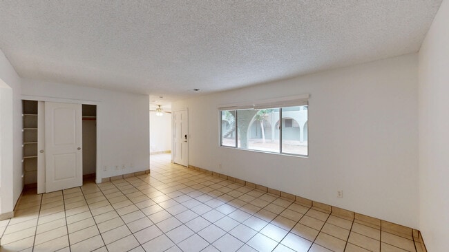 Building Photo - 18181 Happy Ln Unit 18(#181)