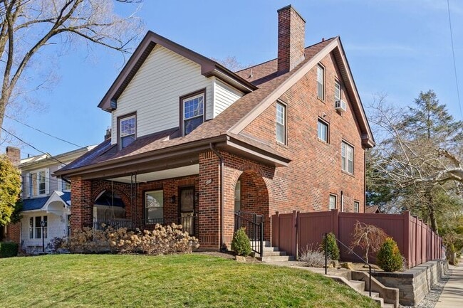 Photo - 431 Bucknell St