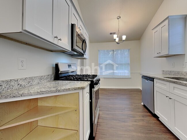 Photo - 30 Cheyenne Dr