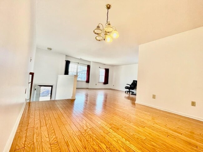 Photo - 289 Seaview Ave Unit 2