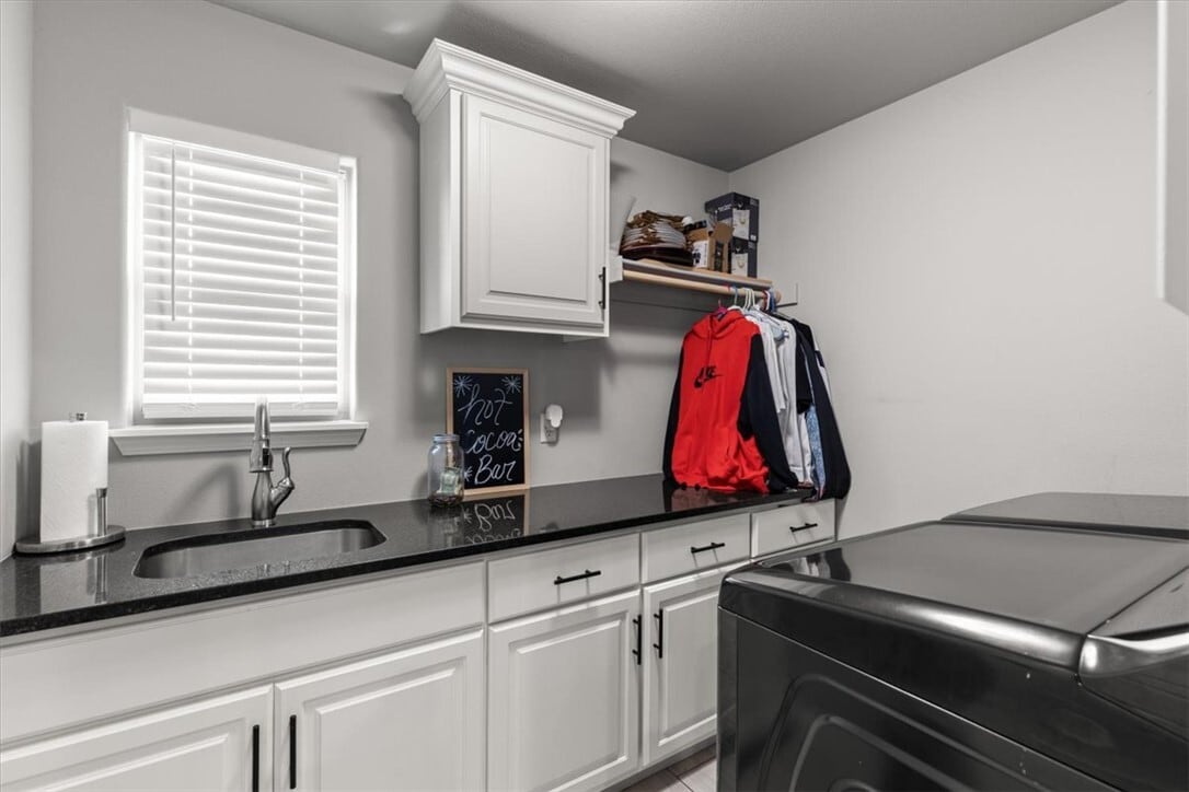 Photo - 731 Cortland St