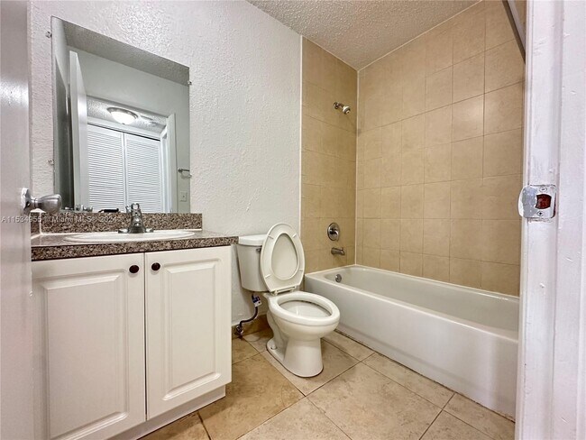Photo - 400 NW 65th Ave Unit 226