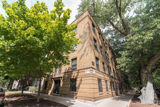 Building Photo - 0 bedroom in Chicago IL 60614 Unit 2537-2 Rental