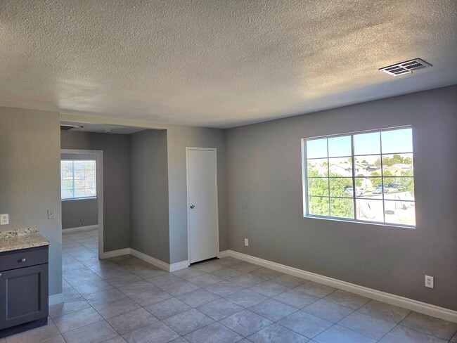 Building Photo - 632 Triest Ct Unit C Rental