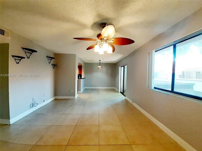 Photo - 8407 Coral Lake Manor Unit 8407