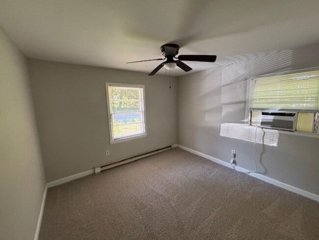 Photo - 1529 Old Central Rd Unit B