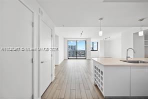 Photo - 999 SW 1st Ave Unidad 2406