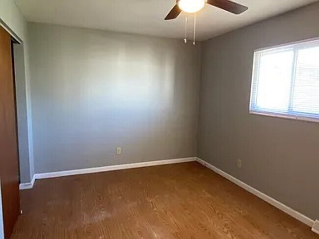 Photo - 2 Chateau Dr Unit 2 Chateau Drive C