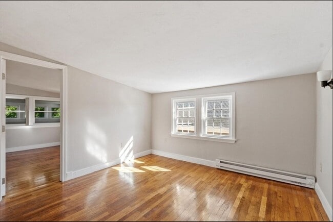 Photo - 176 Washington St