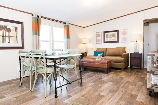 Photo - Beautiful 3 Bed / 2 Bath Home – Move-In Ready – Affordable & Modern Living