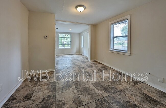 Photo - 9202 2nd Ave